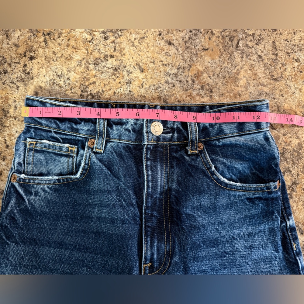 Zara High Waisted Wide Leg Denim Cropped Jeans with Frayed Hem Size 2 Festival - Picture 5 of 7